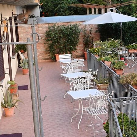 Bed and Breakfast Il Germano Reale Alba  Esterno foto