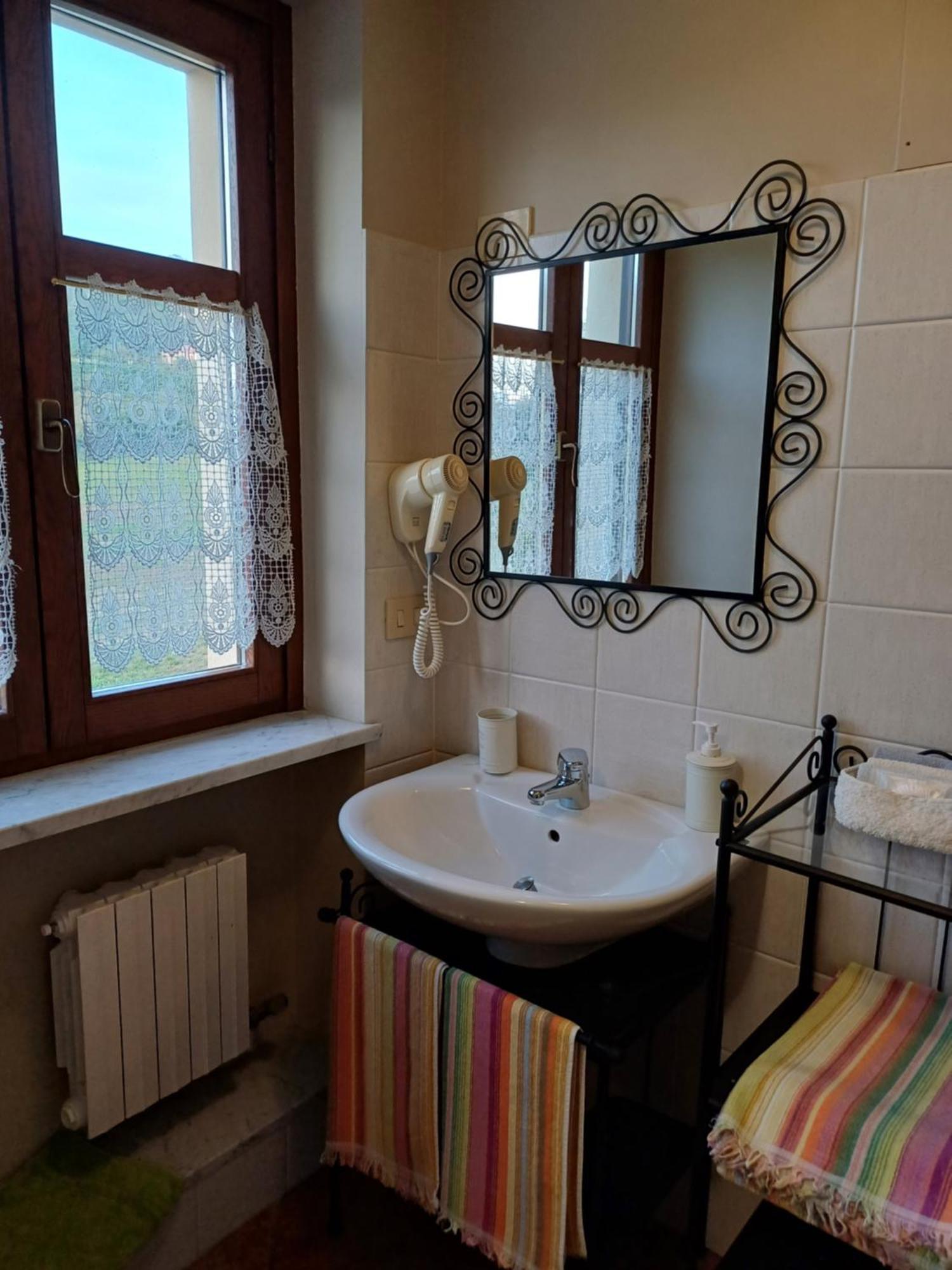 Bed and Breakfast Il Germano Reale Alba  Camera foto